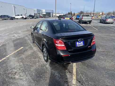 Used 2019 Chevrolet Sonic LT w/ Convenience Package image 6