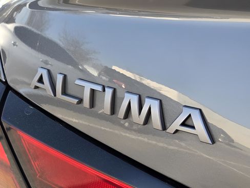 Used 2024 Nissan Altima 2.5 SV image 36