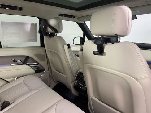 New 2026 Land Rover Range Rover SE image 30
