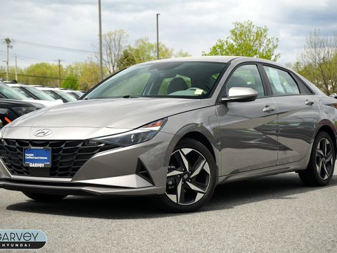 Certified 2023 Hyundai Elantra SEL w/ Convenience Package FWD image 1