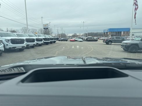 Used 2024 Ford F150 Lariat w/ Equipment Group 502A High image 29