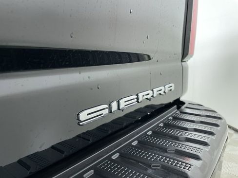 New 2025 GMC Sierra 2500 Denali AWD/4WD image 32