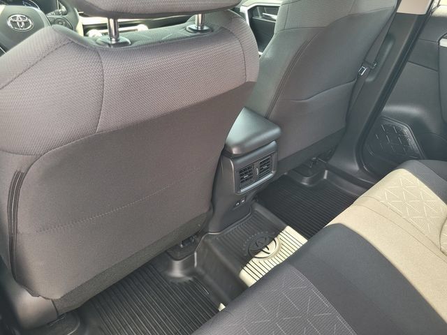 Used 2024 Toyota RAV4 XLE w/ Convenience Package AWD/4WD image 12