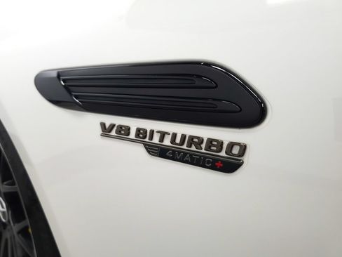 Used 2022 Mercedes-Benz SL 55 AMG 4MATIC image 36