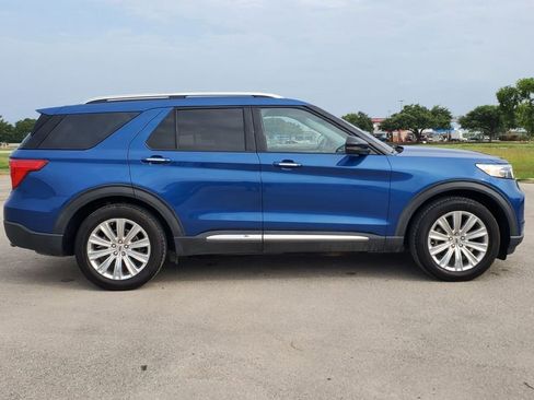 Certified 2022 Ford Explorer Limited w/ Equipment Group 301A RWD image 30