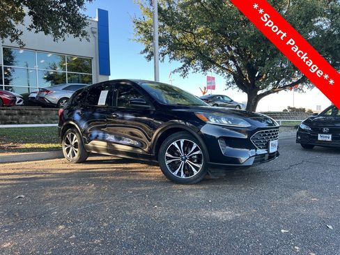 Used 2021 Ford Escape SE w/ SE Sport Appearance Package image 1