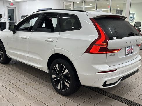 Used 2026 Volvo XC60 B5 Plus w/ Climate Package image 7