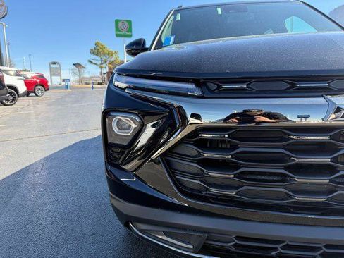 New 2026 Chevrolet TrailBlazer ACTIV w/ Convenience Package FWD image 3
