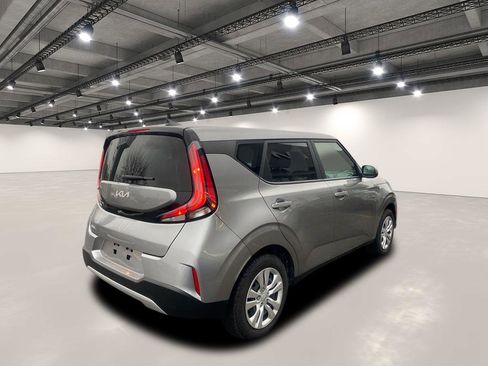 Certified 2023 Kia Soul LX image 8