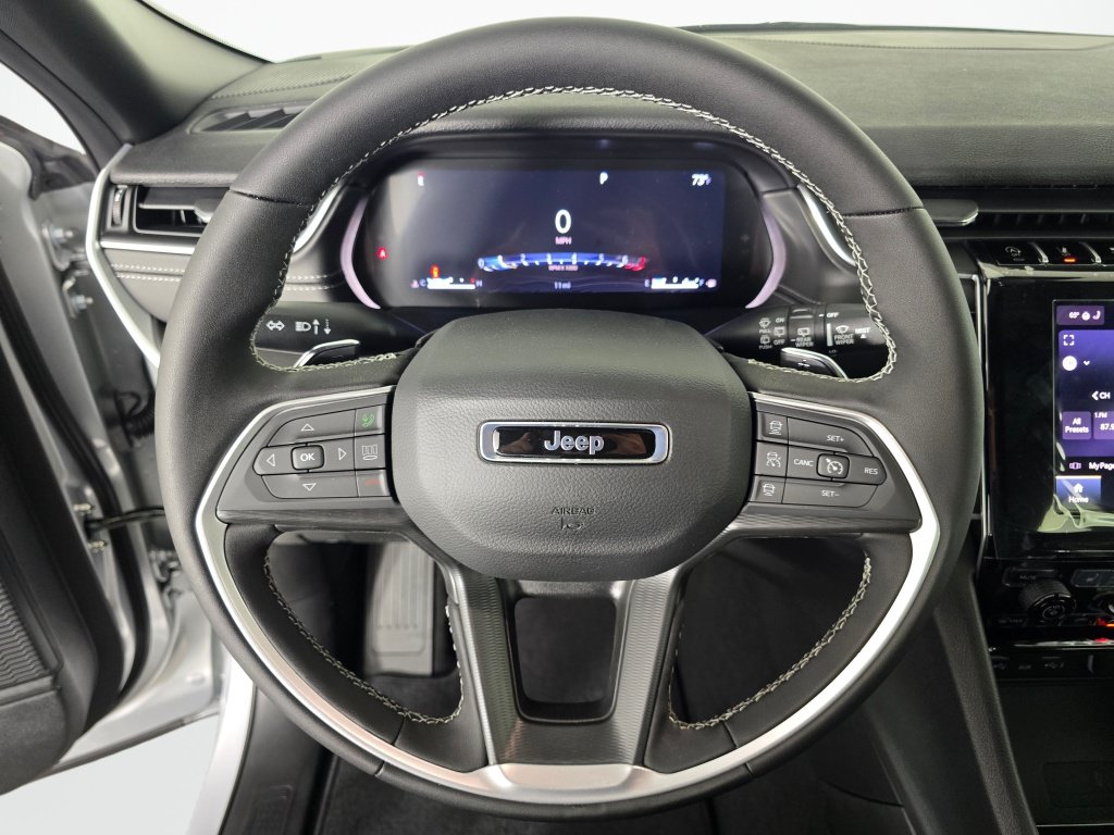 New 2026 Jeep Grand Cherokee L 4WD image 26