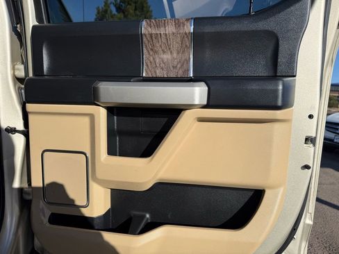 Used 2017 Ford F350 Lariat w/ Lariat Ultimate Package image 23