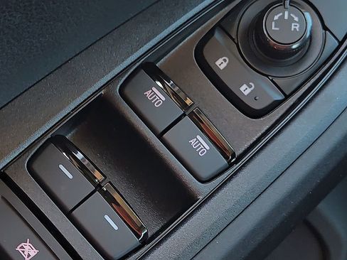 New 2026 Subaru Crosstrek 2.0i Premium image 18