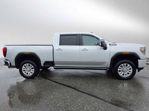 Used 2022 GMC Sierra 2500 Denali w/ Denali Ultimate Package AWD/4WD image 2