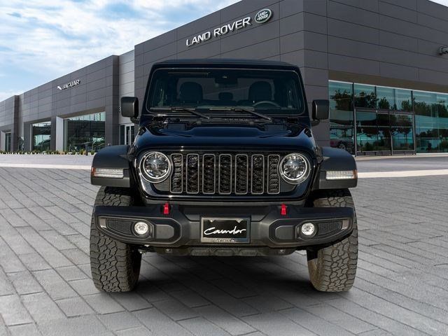 Used 2025 Jeep Gladiator Rubicon AWD/4WD image 8