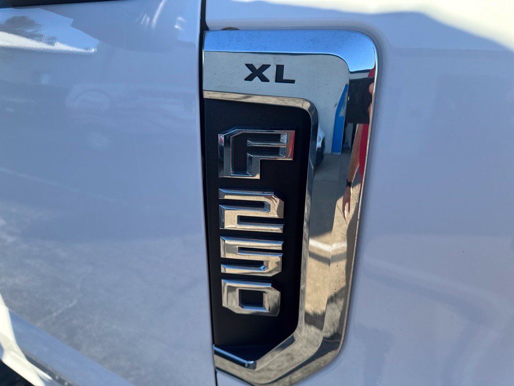 Used 2022 Ford F250 XL w/ Power Equipment Group AWD/4WD image 36