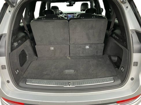 Used 2021 Jeep Grand Cherokee L Overland w/ Luxury Tech Group IV AWD/4WD image 10