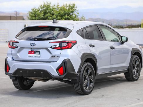 Used 2024 Subaru Crosstrek 2.0i AWD/4WD image 5