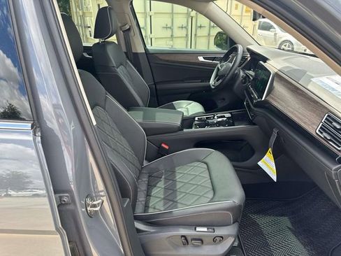 New 2026 Volkswagen Atlas SEL Premium R-Line image 22