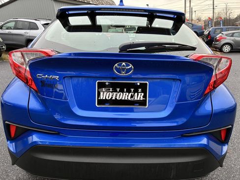 Used 2019 Toyota C-HR LE image 5