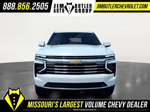 New 2026 Chevrolet Suburban LT w/ Comfort Package AWD/4WD image 26