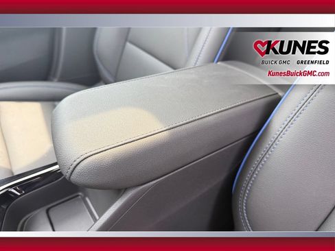 New 2026 Buick Envista Sport Touring w/ Convenience I Package FWD image 11