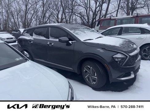 Certified 2023 Kia Sportage LX image 2