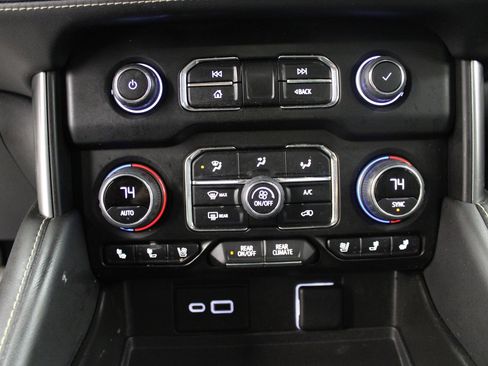 Used 2022 Chevrolet Tahoe Premier image 39