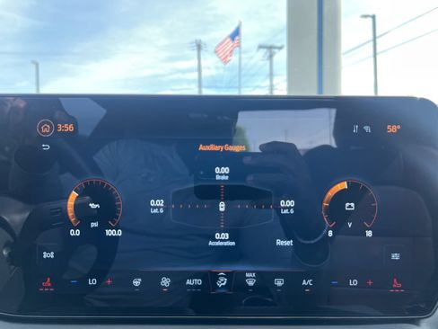 Used 2025 Ford Mustang GT Premium RWD image 39