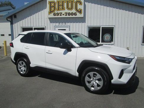 Used 2023 Toyota RAV4 LE AWD/4WD image 1