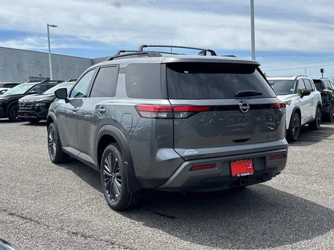 New 2026 Nissan Pathfinder SL AWD/4WD image 6