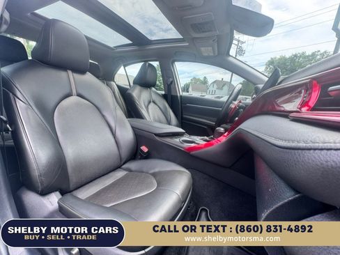 Used 2022 Toyota Camry XSE AWD/4WD image 18