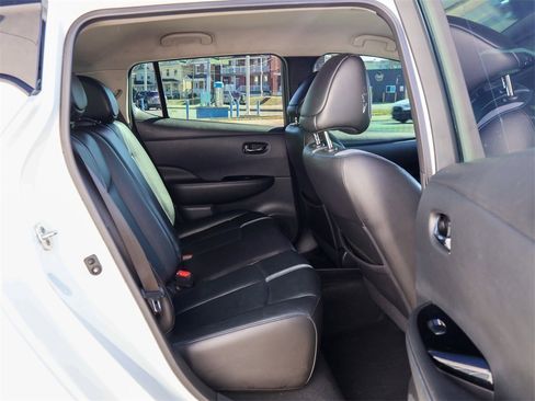 Used 2019 Nissan Leaf SL Plus w/ Protection Package image 31
