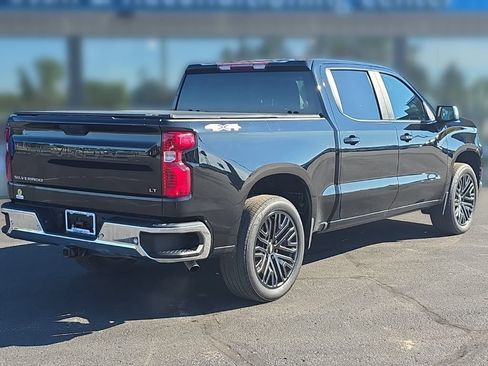 Used 2022 Chevrolet Silverado 1500 LT w/ Safety Package AWD/4WD image 8