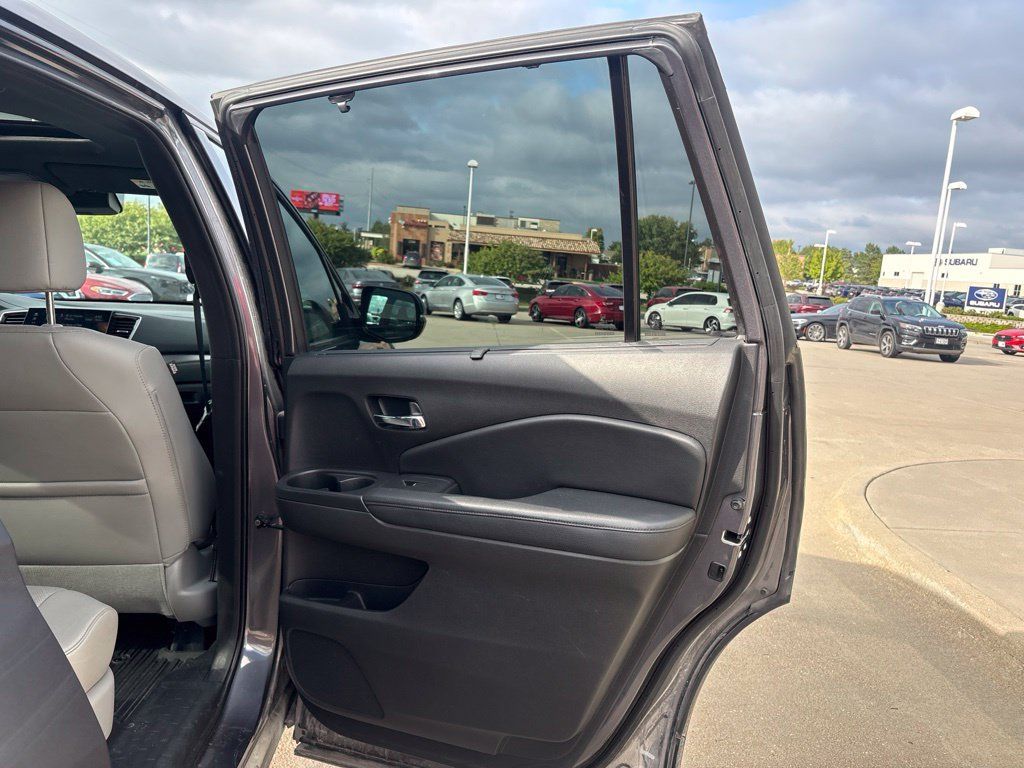 Used 2019 Honda Passport EX-L image 32