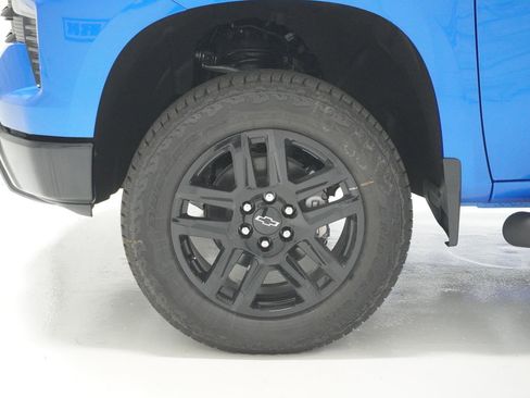 New 2026 Chevrolet Silverado 1500 LT Trail Boss w/ Convenience Package II AWD/4WD image 9