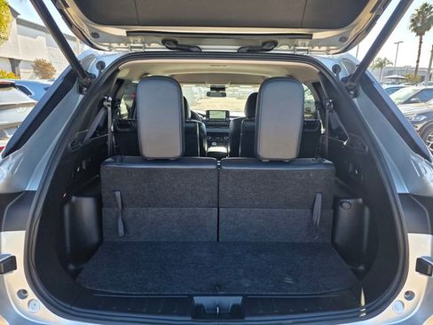 Used 2024 Mitsubishi Outlander SE image 9
