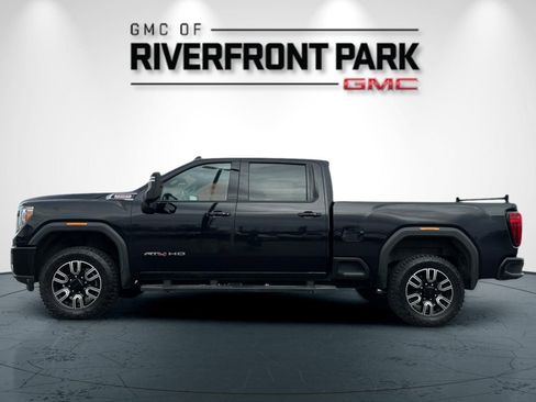 Used 2020 GMC Sierra 2500 AT4 w/ AT4 Premium Package image 6