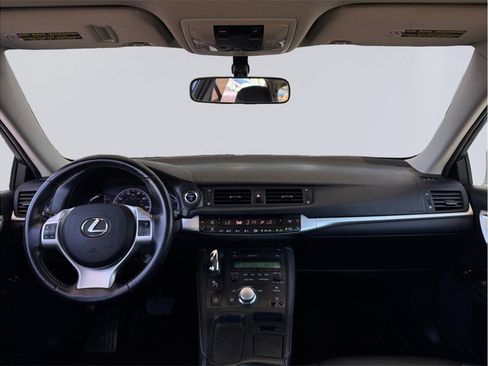 Used 2011 Lexus CT 200h Premium image 21