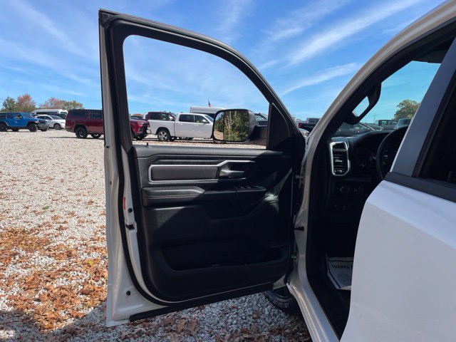 Used 2023 RAM 1500 Big Horn AWD/4WD image 24