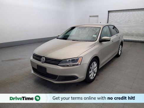 Used 2013 Volkswagen Jetta SE FWD image 1