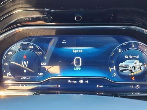 Used 2025 Chevrolet Silverado 1500 High Country w/ Technology Package AWD/4WD image 18