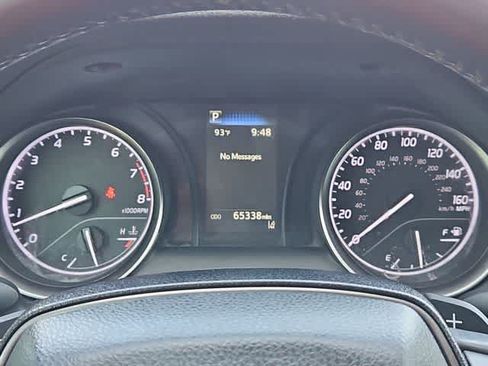 Used 2023 Toyota Camry SE FWD image 27