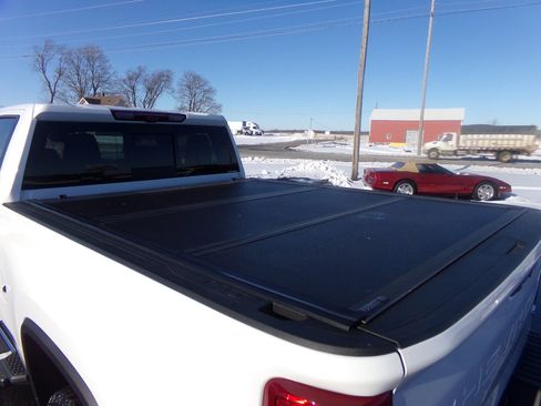 Used 2024 Chevrolet Silverado 3500 LTZ w/ LTZ Premium Package image 16