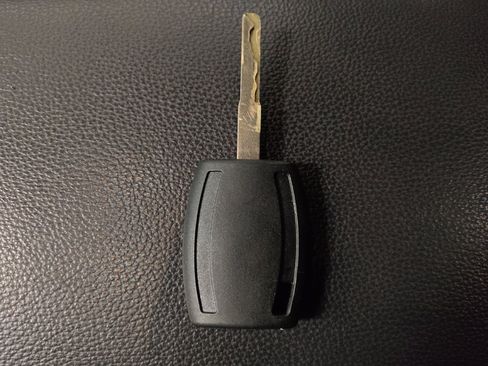 Used 2018 Ford Escape SE image 32