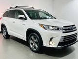 Used 2017 Toyota Highlander Limited Platinum image 2
