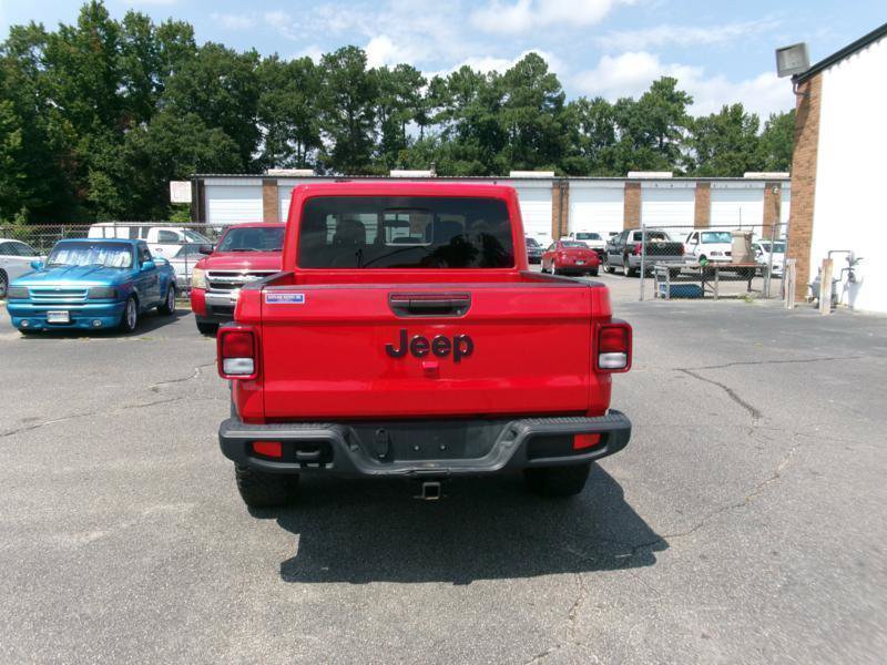 Used 2025 Jeep Gladiator Sport AWD/4WD image 7