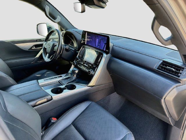 Used 2023 Lexus LX 600 F Sport w/ Accessory Package (A2) AWD/4WD image 15