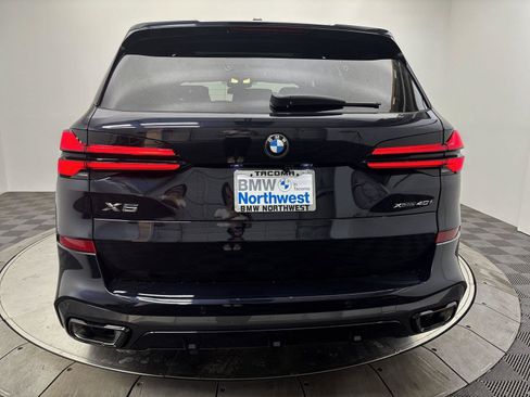New 2026 BMW X5 xDrive40i w/ M Sport Package AWD/4WD image 15