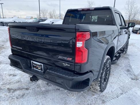 Used 2022 Chevrolet Silverado 1500 ZR2 w/ Technology Package image 7