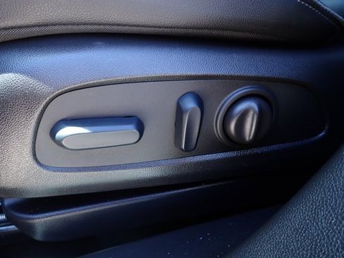 Used 2023 Buick Encore GX Essence w/ Experience Buick Package FWD image 13
